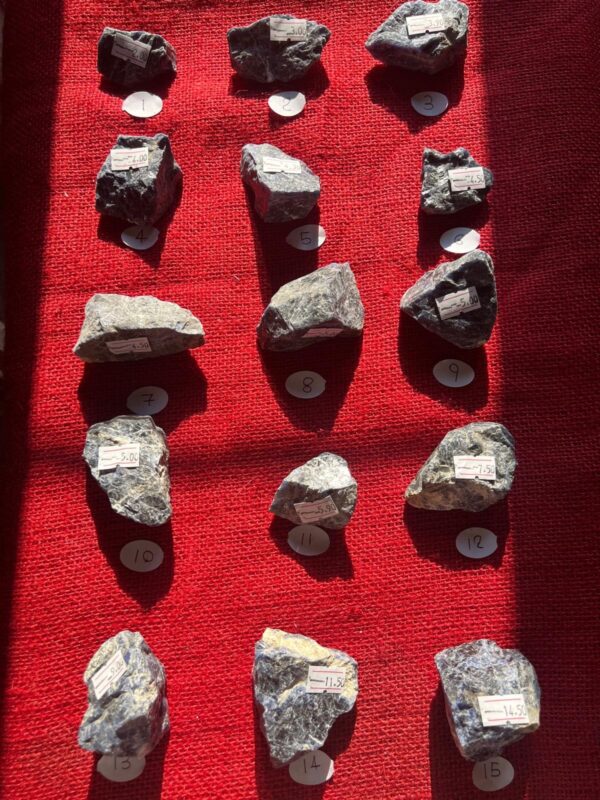 Sodalite Grezza del Brasile - immagine 17