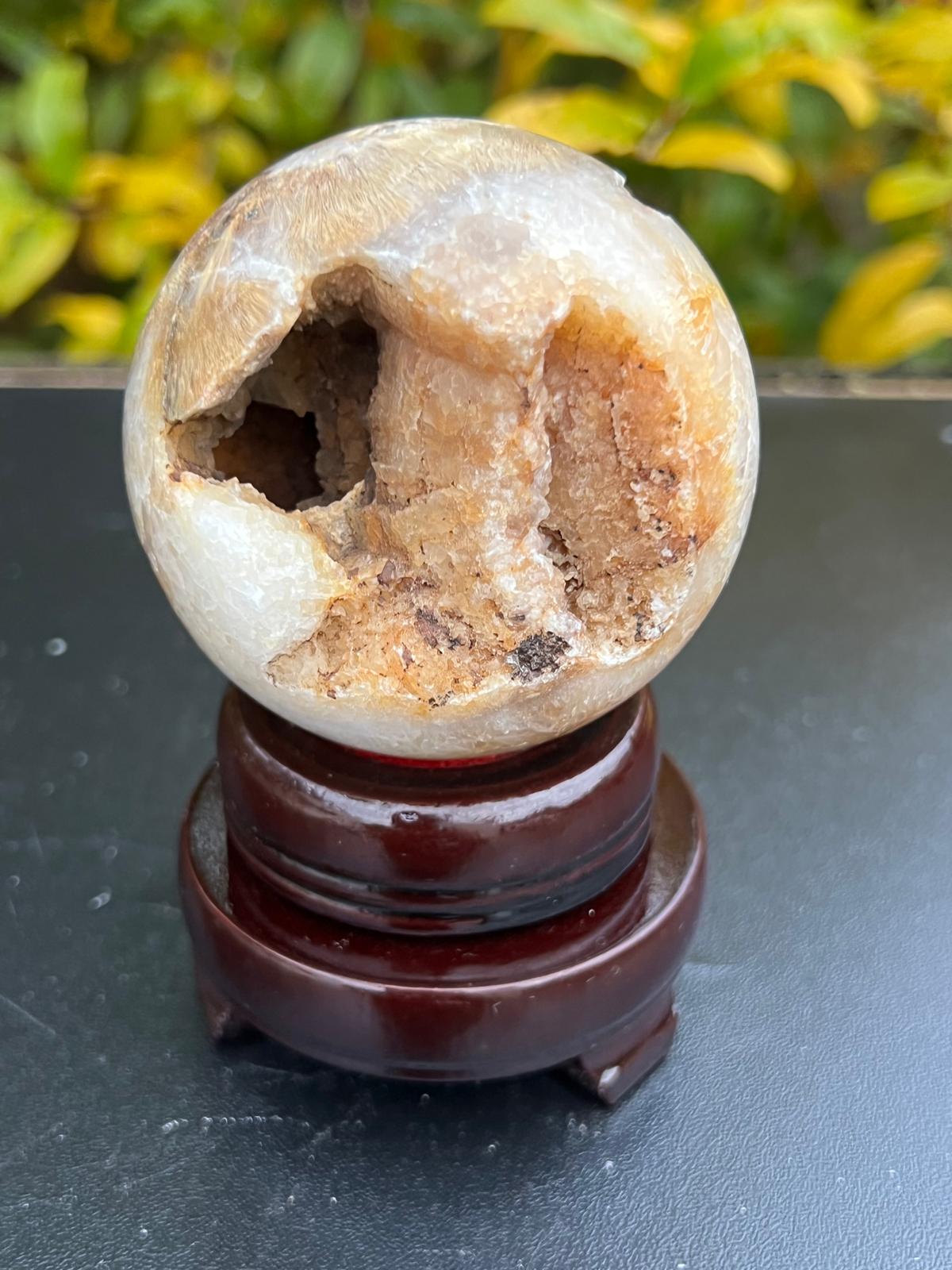 Sfera Agata Rutilata gr 289 dm 6,1 - immagine 2