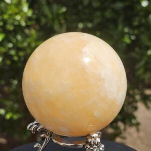 Sfera Calcite Miele dm 7,9 gr 680