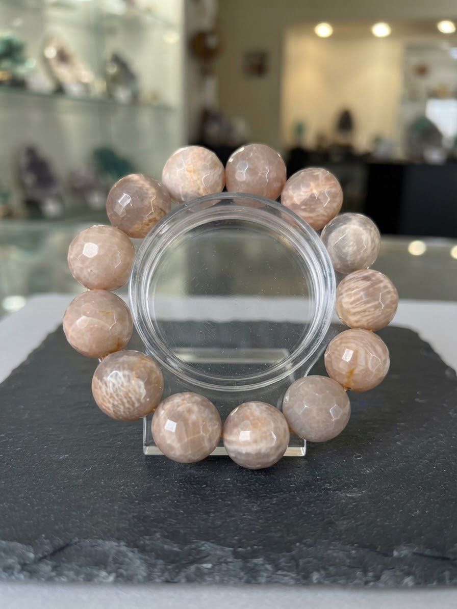 Bracciale Pietra di Luna Sfere taglio nido D’Ape